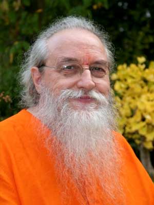 Paramahamsa-Svami-Yogananda-Ghiri-ji_primo-piano